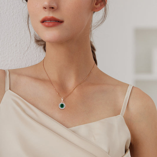 Colgante de esmeralda en oro rosa de edición limitada con cadena 