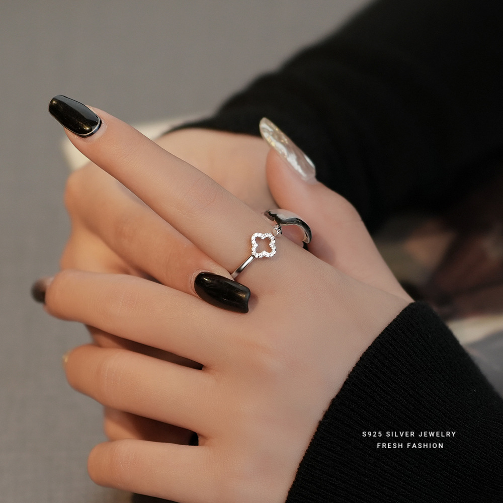Sterling Silver Clover Ring