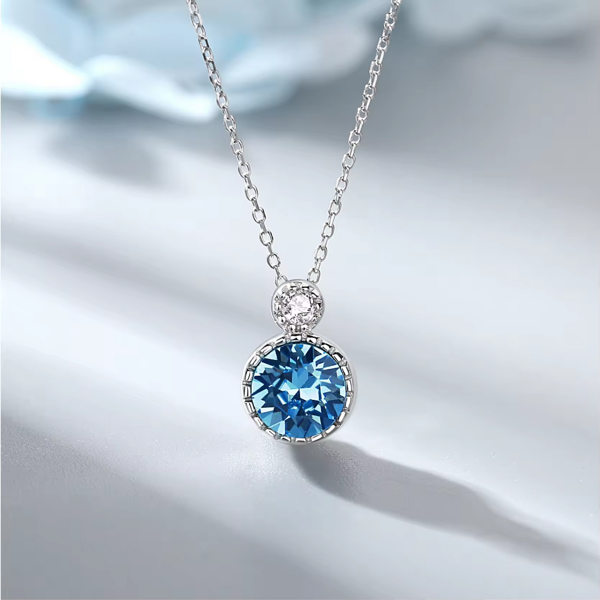 Blue American Diamond Circle Pendant Necklace In 925 Sterling Silver