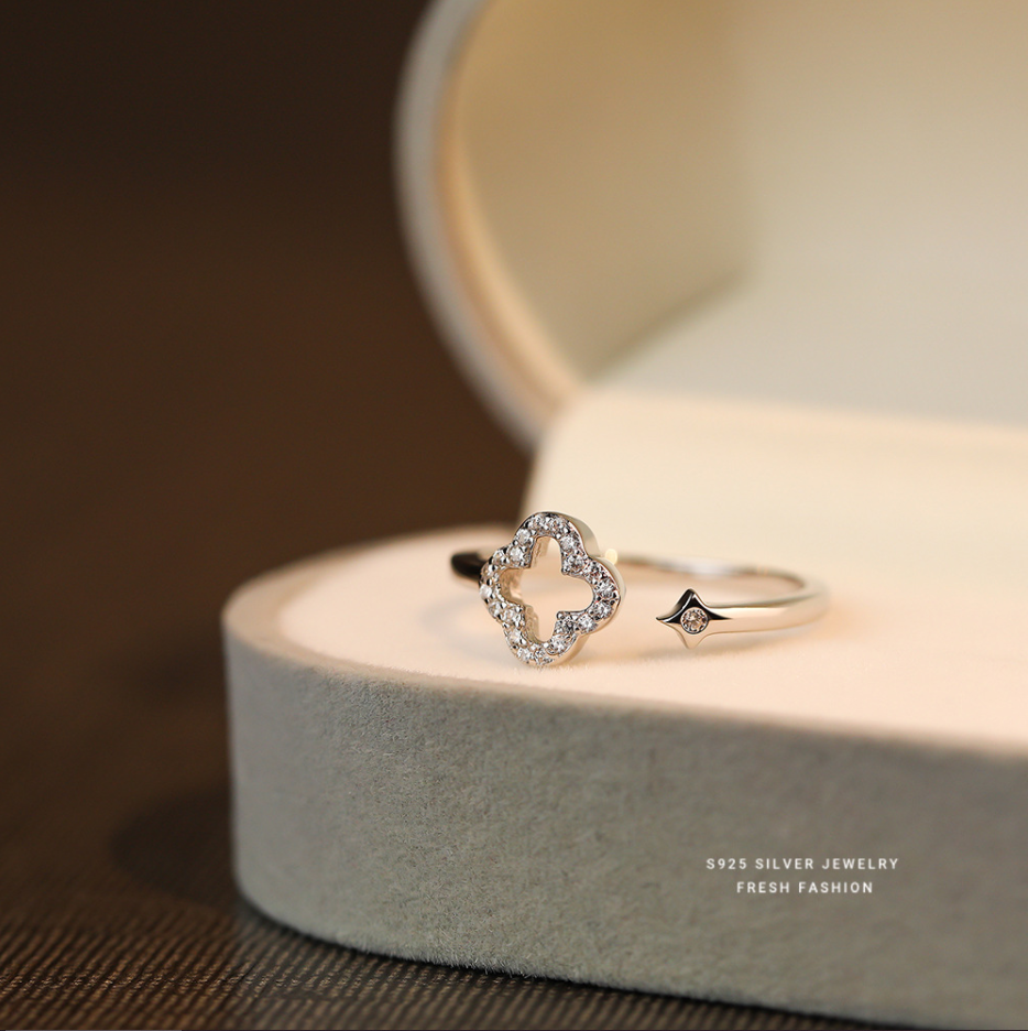 Sterling Silver Clover Ring