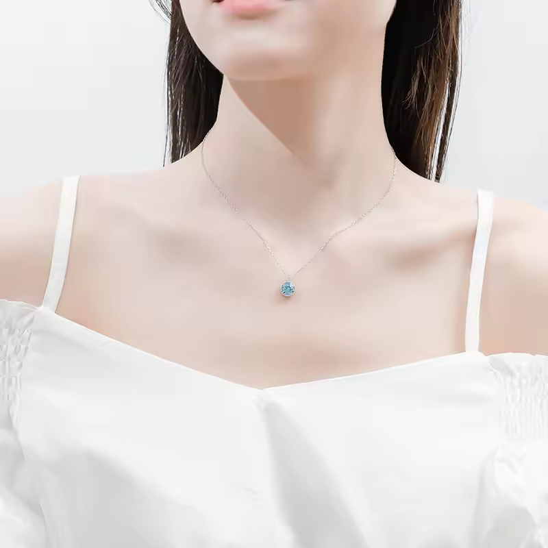 Blue American Diamond Circle Pendant Necklace In 925 Sterling Silver