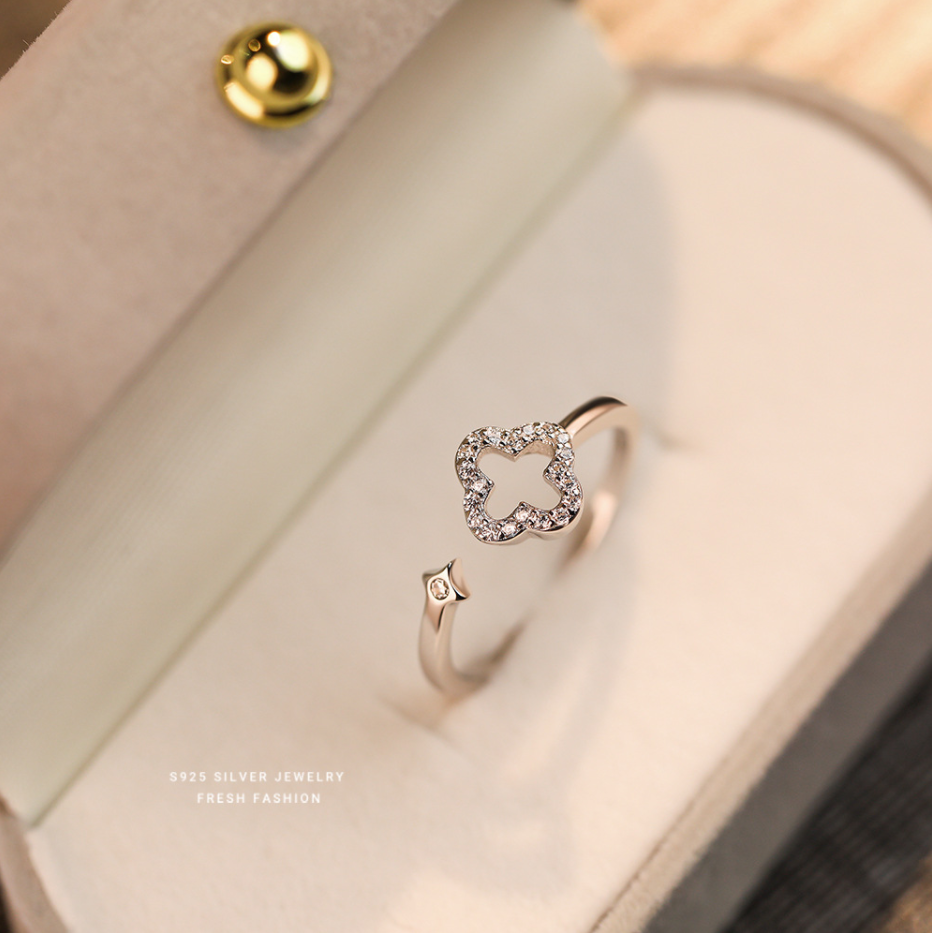 Sterling Silver Clover Ring