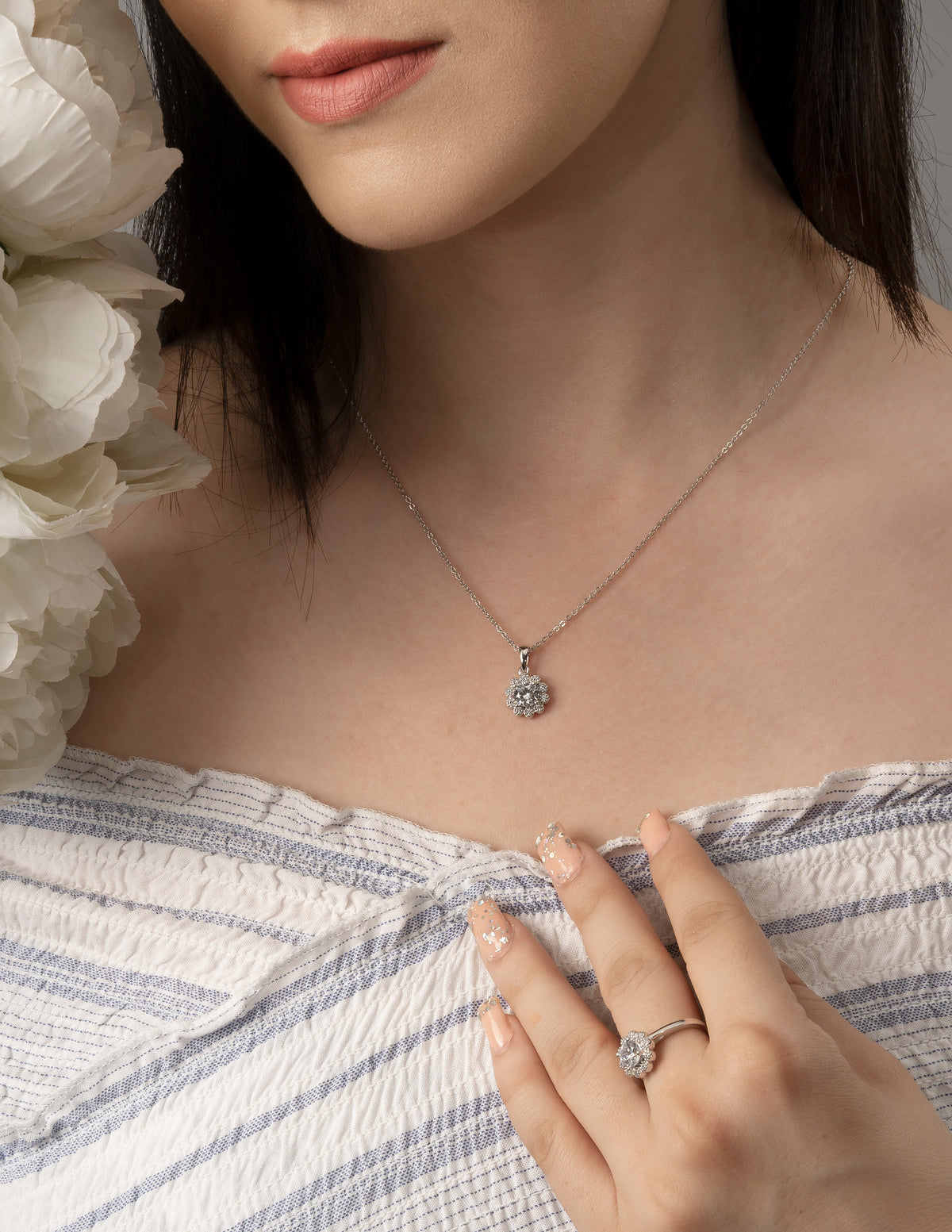 Floral Pendant With Chain