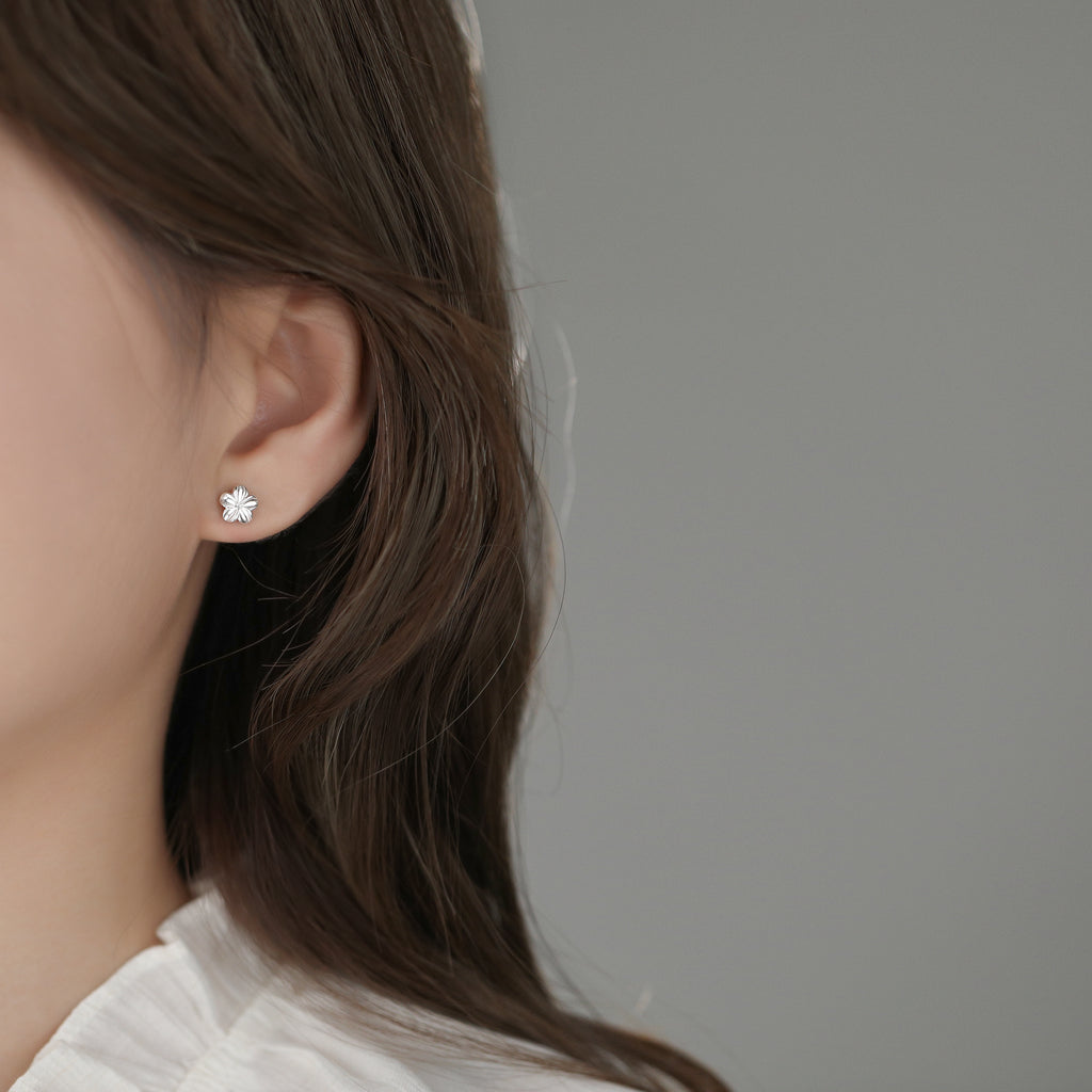 999 Pure Silver Minimalist Flower Stud Earrings