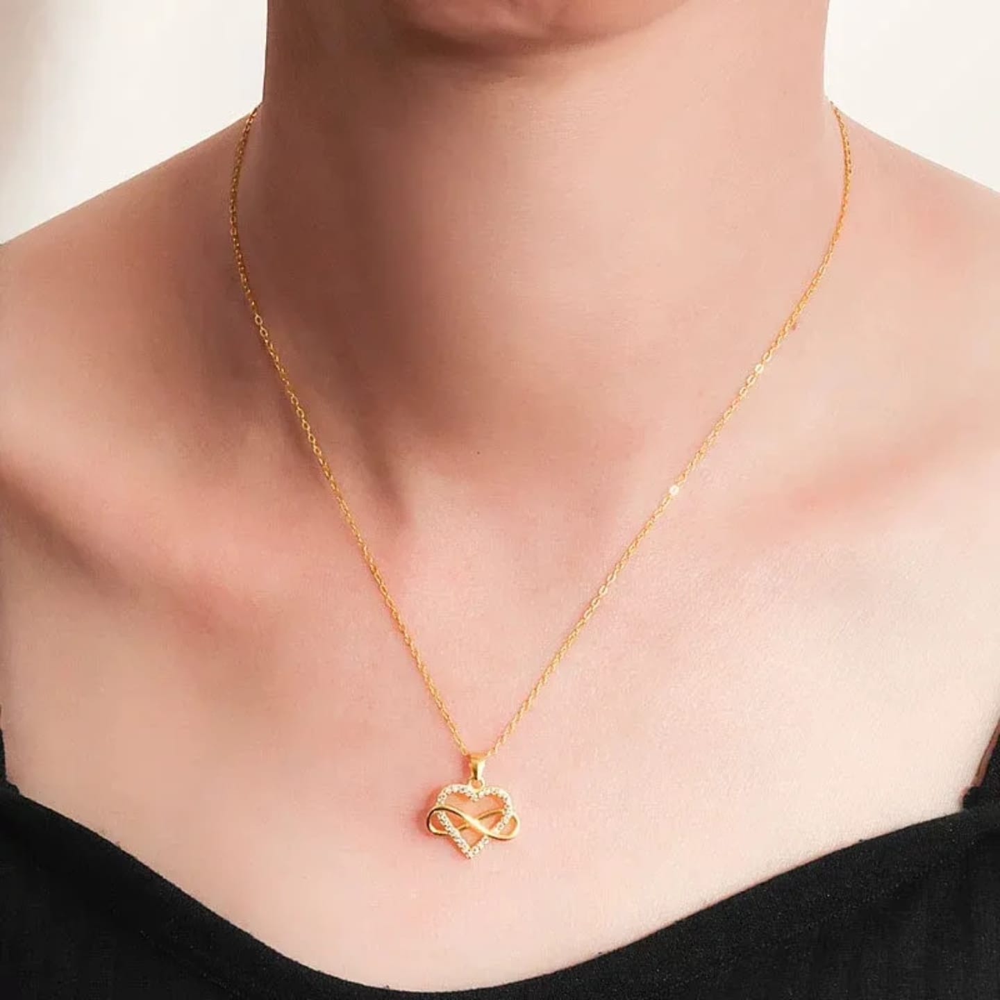 Gold plated infinity heart necklace in 925 sterling silver