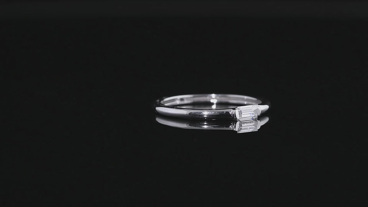 Baguette Cut Moissanite Diamond Ring