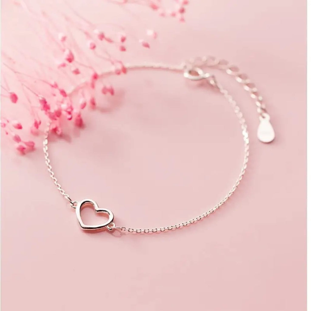 Minimalist Heart Silver Bracelet